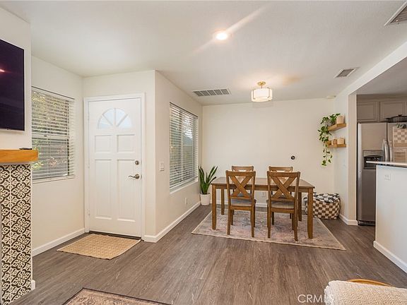 2nd image of 3966 Cochran St