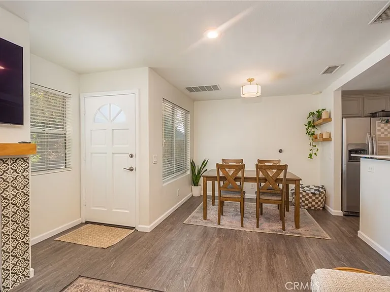 3966 Cochran St — Photo 2