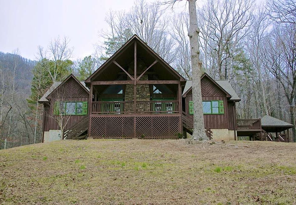 1st image of 425 Rockwood Ln