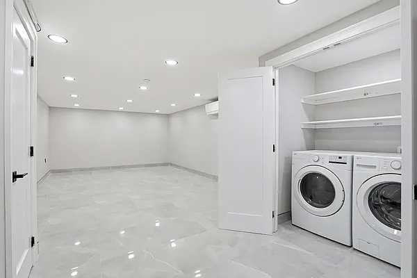 Laundry, photo 1