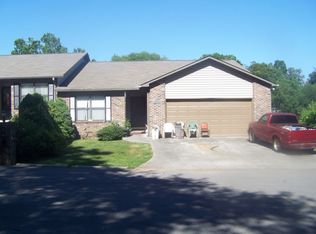 361 Villa Dr, Seymour, TN 37865
