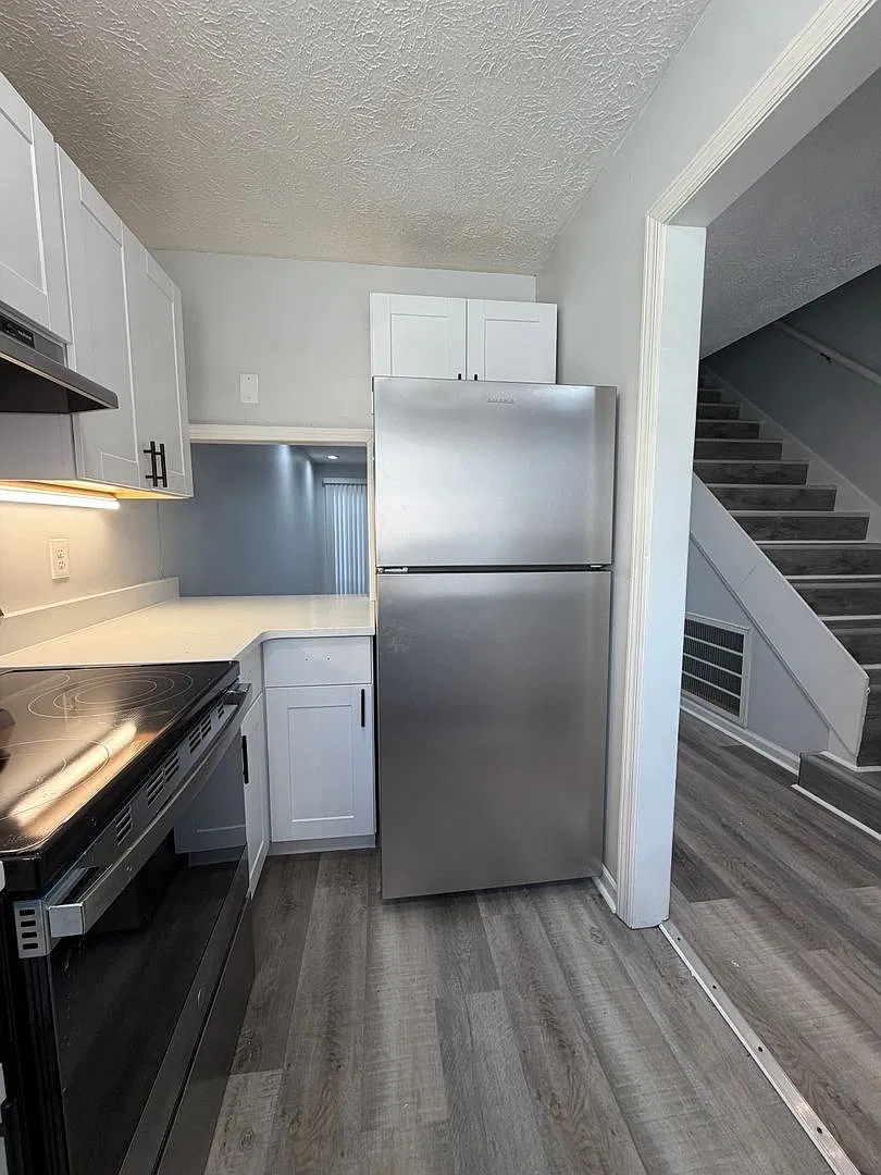 Avanti Apartments — Photo 1
