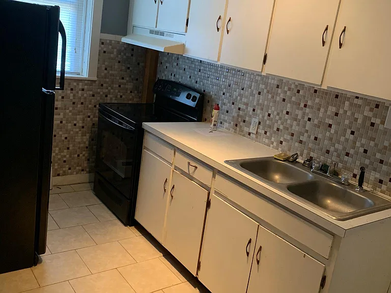 101 N Ellis St #5 — Photo 1