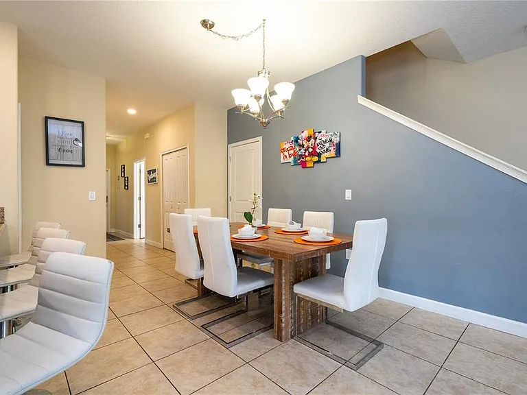 4908 Clock Tower Dr — Photo 31