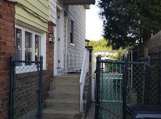 1523 215th St, Flushing, NY 11360