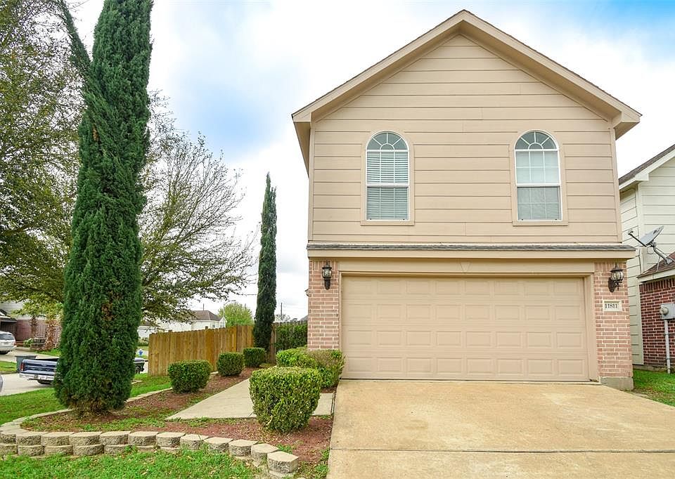 1st image of 11811 E Galwan Cir