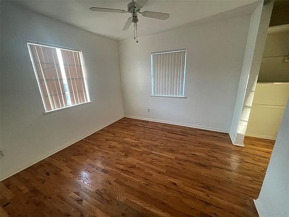 5th image of 2301 Norfolk St APT 11