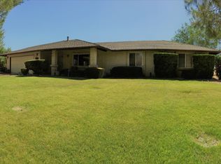 12310 Kenora Rd, Apple Valley, CA 92308