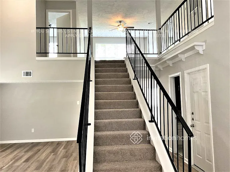 2326 Meade Ct — Photo 3