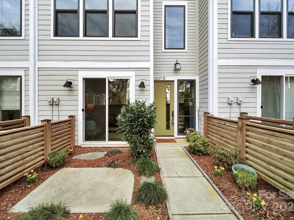 1207 E 36th St, Charlotte, NC 28205