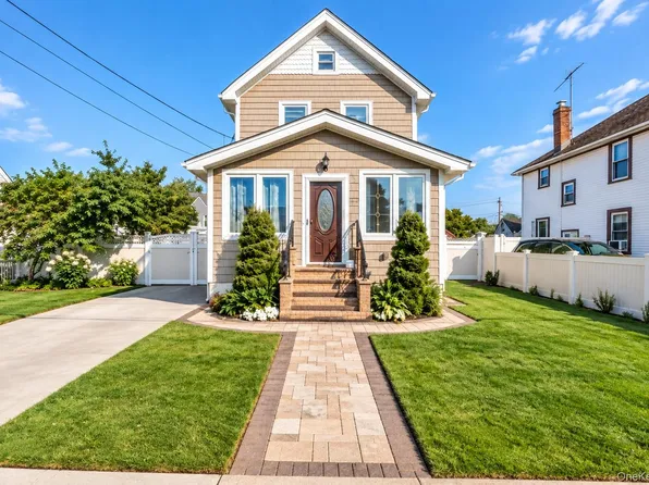 91 Rockmart Avenue, Elmont, NY 11003