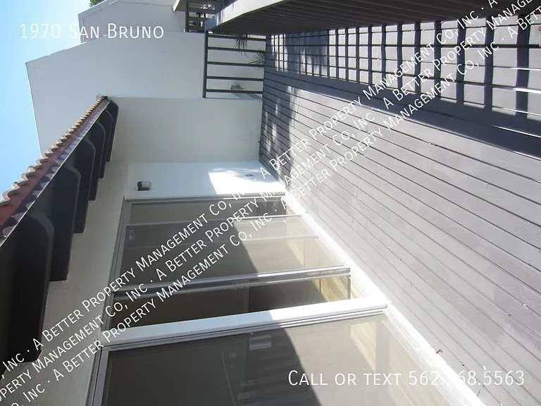 1970 San Bruno — Photo 31