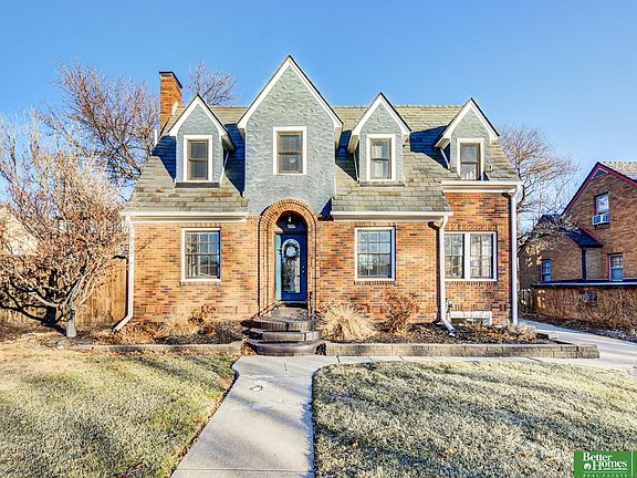 2nd image of 4708 Shirley St
