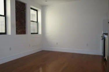 Rented by Platinum Properties