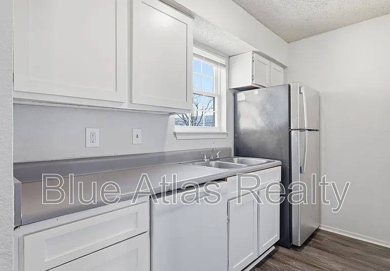 8030 Cambridge Cir #A — Photo 1