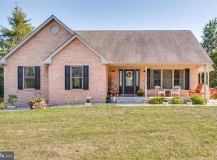 906 Conner Bowers Rd, Hedgesville, WV 25427