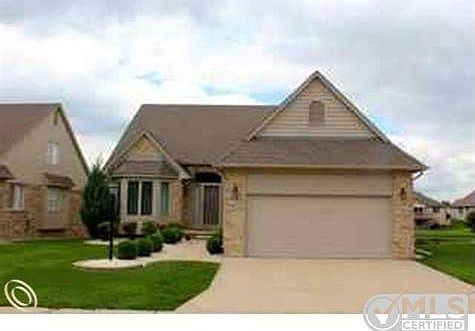 3 BEDROOM DETACHED CONDO