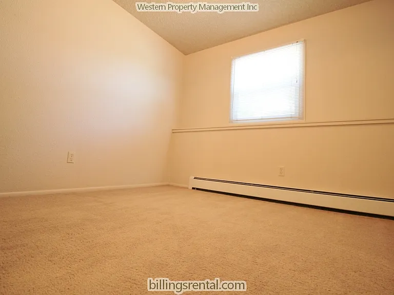 1217 Yellowstone Ave — Photo 8