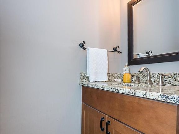 5th image of 4343 Laclede Ave APT H