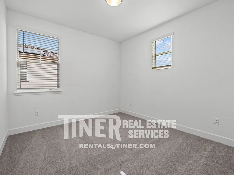 7941 Titan Dr — Photo 24