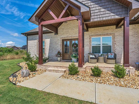 3rd image of 241 Hummingbird Way
