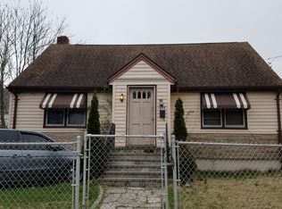 636 Granfield Ave, Bridgeport, CT 06610