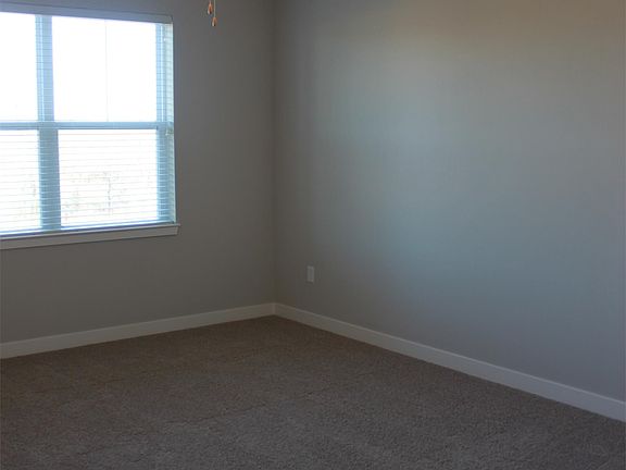 2nd image of 1551 McCleary Ln #10782109