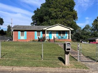 3881 Hartford St, Winston Salem, NC 27106