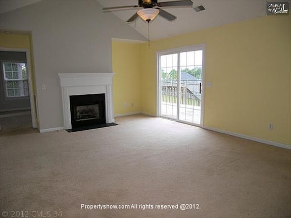 3rd image of 23 Dove Park Cir