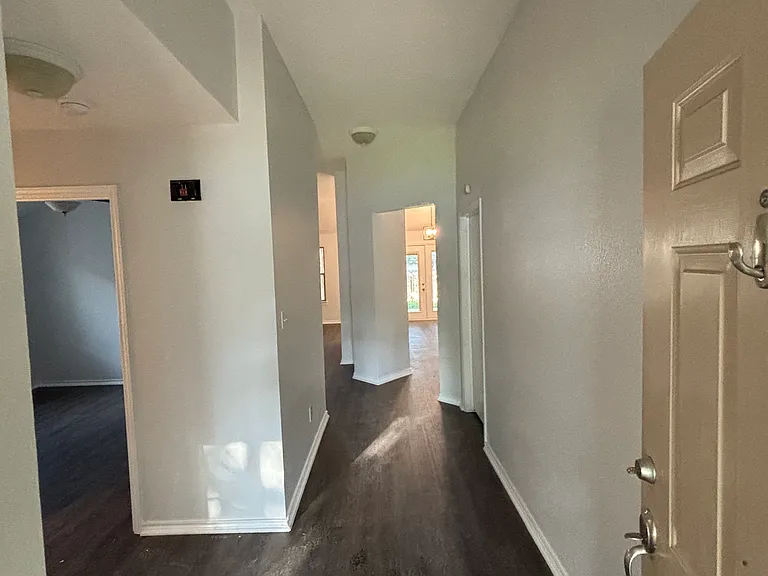 8206 Copperfield — Photo 6