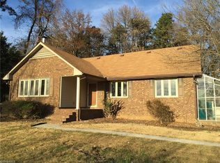 2607 Northern Roland Rd, Greensboro, NC 27407