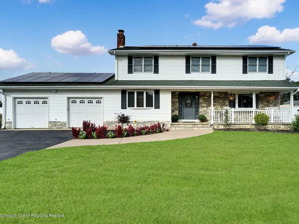 44 Southport Dr, Howell, NJ 07731