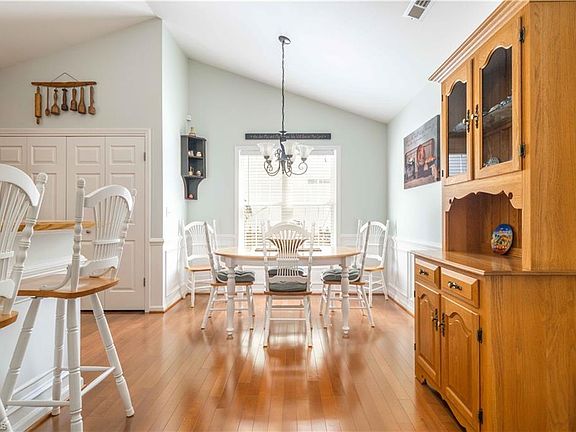 5th image of 2477 Joshua Ln