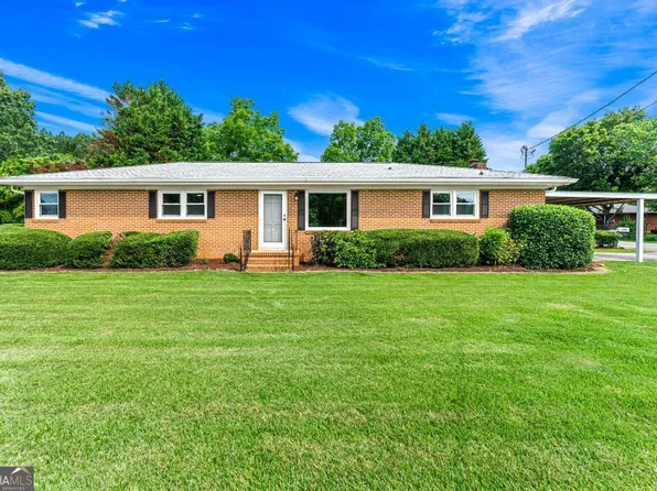 1300 Athens Rd, Winterville, GA 30683