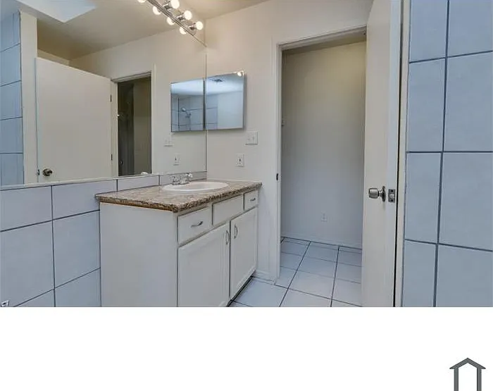 1827 S Jefferson Ave #1 — Photo 6
