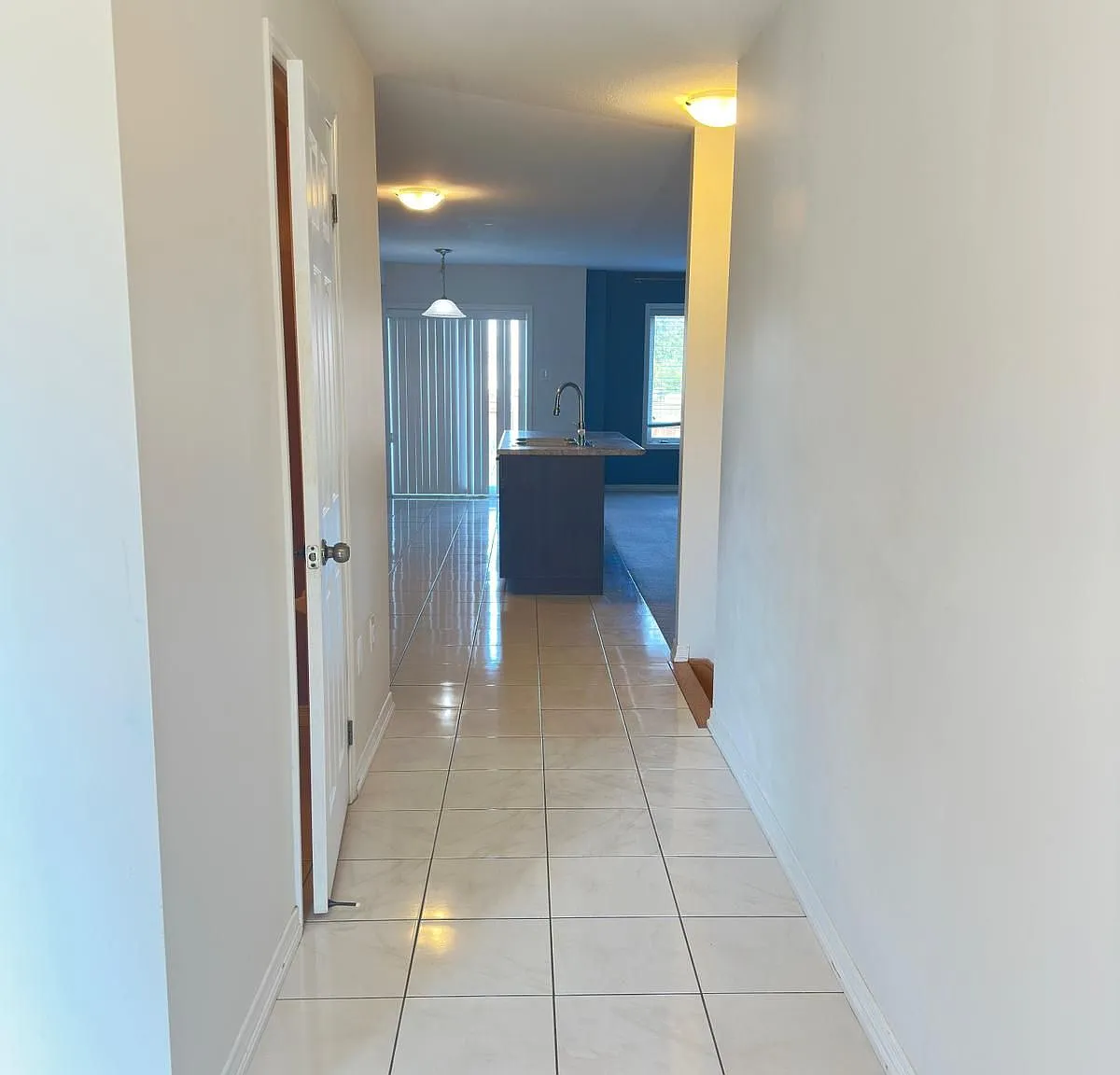3 bed, $2,400 — Photo 3