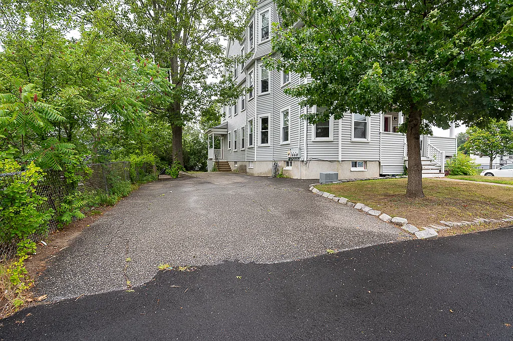 2 bed, 1.5 bath, 1473 sqft, $2,295 — Photo 2