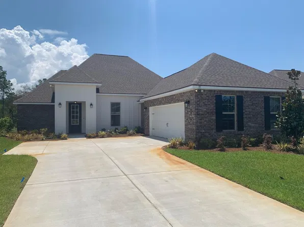 95 Flora Ln, Freeport, FL 32439
