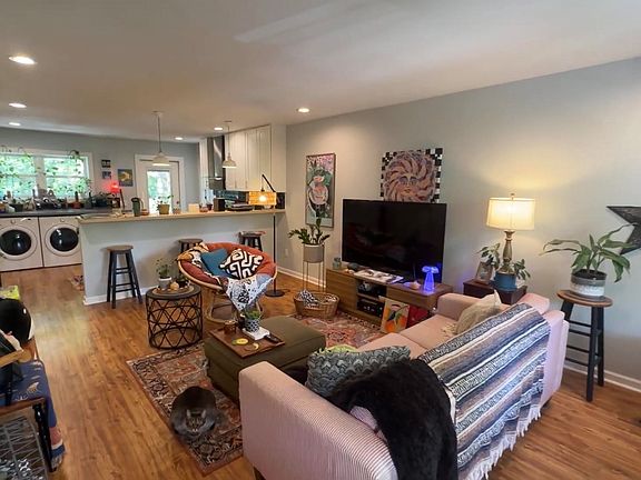 4th image of 1111 Washington Ct APT 3