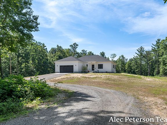 2nd image of 6069 Ruthie Ln