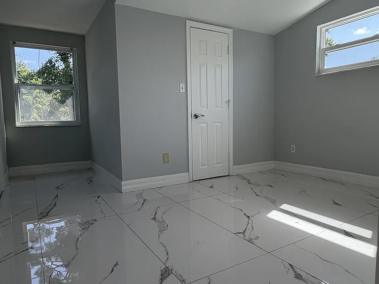 10280 Carolina St #1 — Photo 5