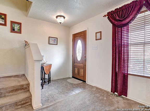 3rd image of 685 Northgap Dr