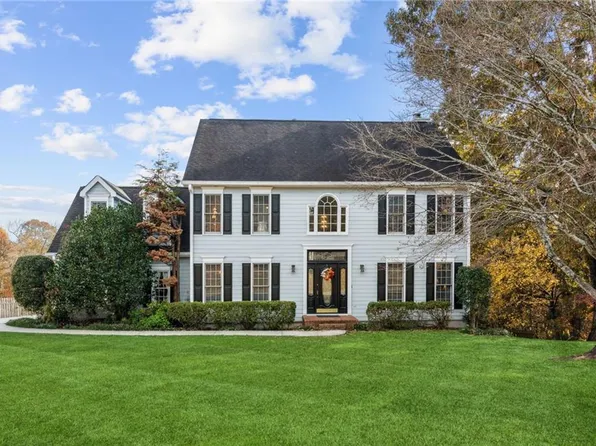 6409 Kettle Creek Way, Flowery Branch, GA 30542