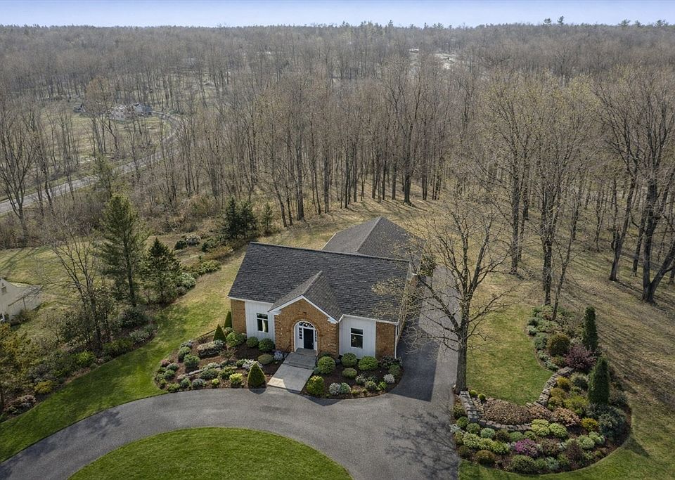 1st image of 13 Beech Hill Rd