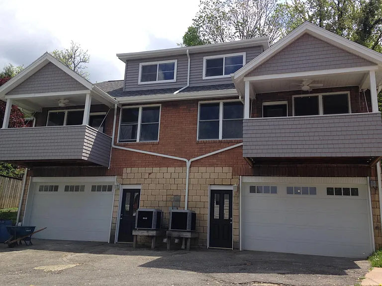 348 Waitman St — Photo 5