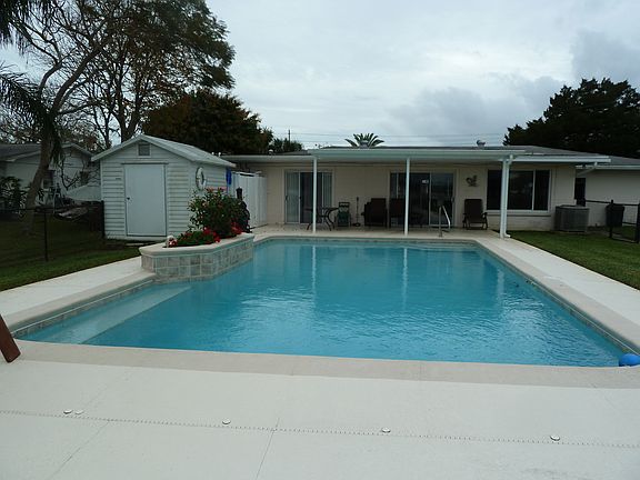 2nd image of 44 Richmond Dr
