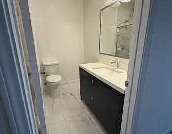 1914 Judah St #2 — Photo 7