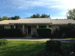 308 E Georgia Pacific Dr, Daingerfield, TX 75638