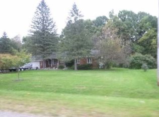 7104 Birchwood Dr, Mount Morris, MI 48458