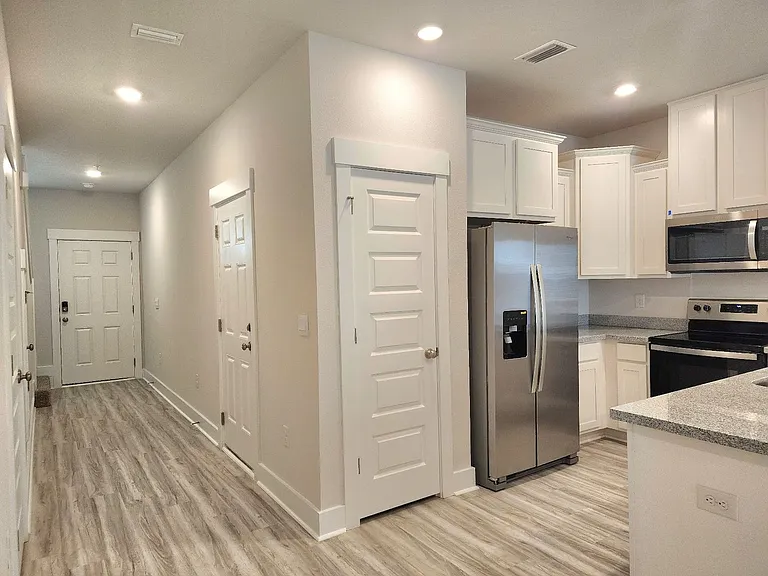 9436 Nature Creek Ln — Photo 19
